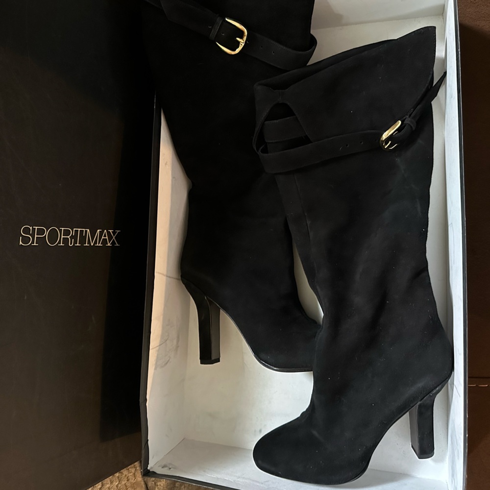 SPORTMAX OVER THE KNEE SUEDE BOOTS